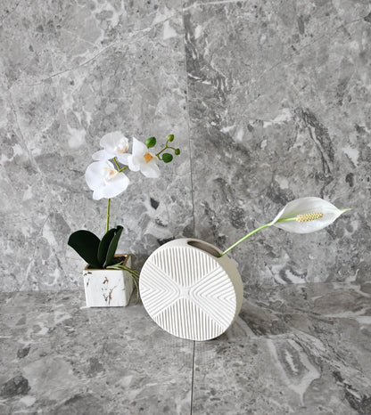 Listras Round Vase