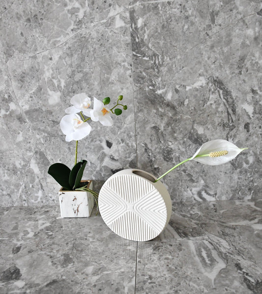Listras Round Vase